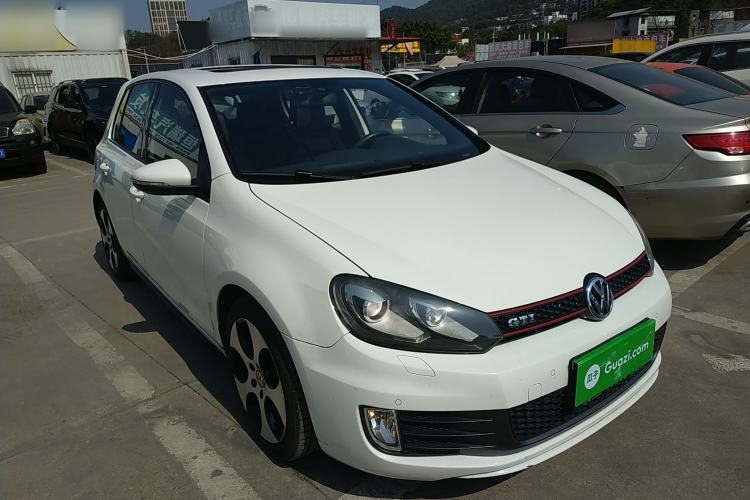 Used Volkswagen Golf GTI 2012 2.0 TSI GTI Front Right 45 Deg