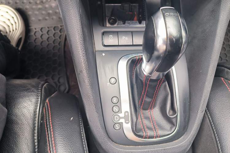 Used Volkswagen Golf GTI 2012 2.0 TSI GTI Gear Lever