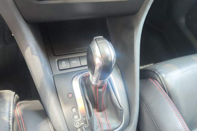 Used Volkswagen Golf GTI 2012 2.0 TSI GTI Gear Lever