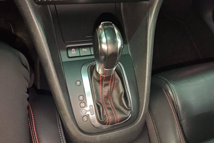 Used Volkswagen Golf GTI 2012 2.0 TSI GTI Gear Lever