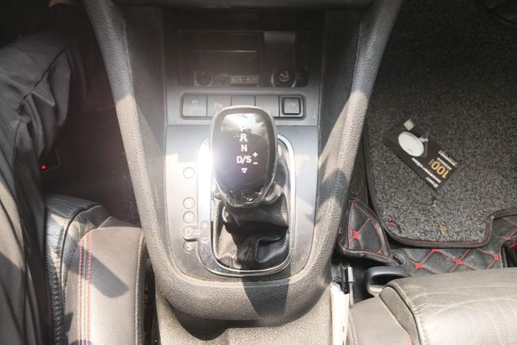Used Volkswagen Golf GTI 2012 2.0 TSI GTI Gear Lever