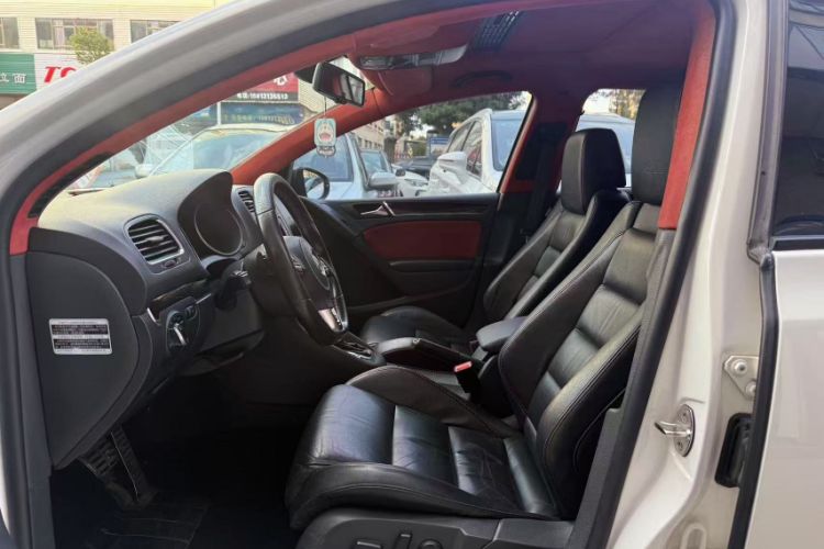 Used Volkswagen Golf GTI 2012 2.0 TSI GTI Interior 1