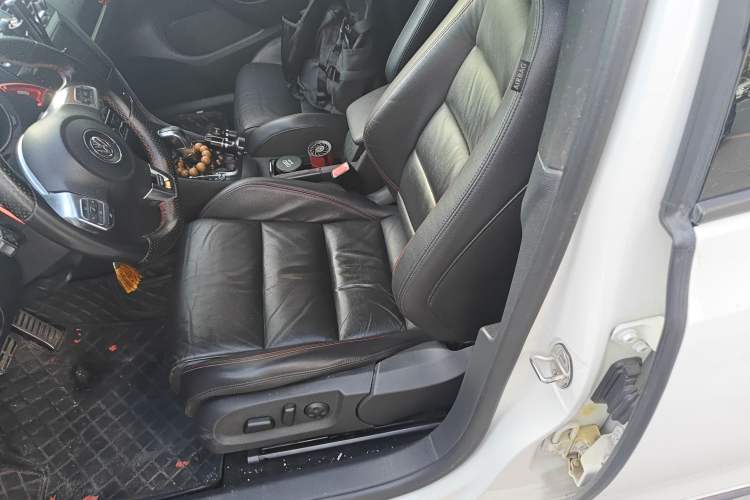 Used Volkswagen Golf GTI 2012 2.0 TSI GTI Left Front Seat