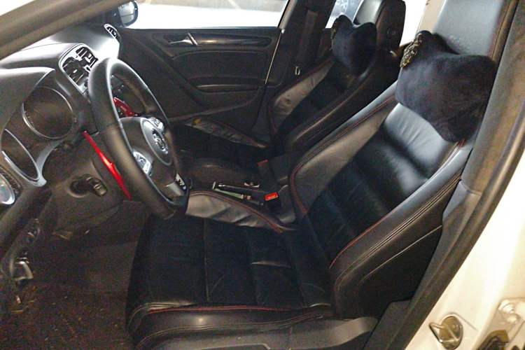 Used Volkswagen Golf GTI 2012 2.0 TSI GTI Left Front Seat