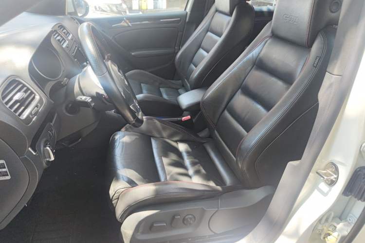 Used Volkswagen Golf GTI 2012 2.0 TSI GTI Left Front Seat