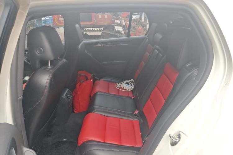 Used Volkswagen Golf GTI 2012 2.0 TSI GTI Left Rear Seat