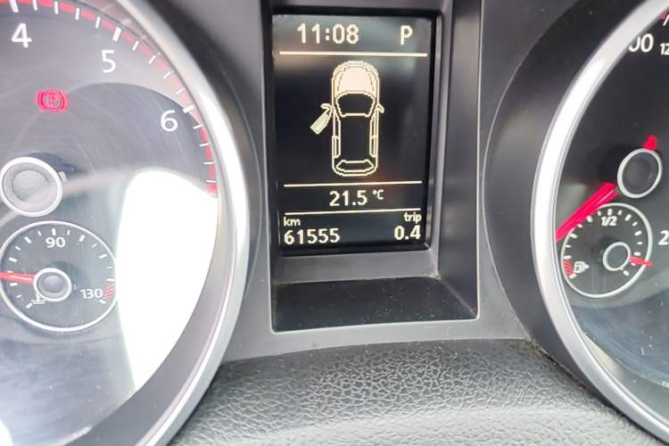 Used Volkswagen Golf GTI 2012 2.0 TSI GTI Odometer Close Up