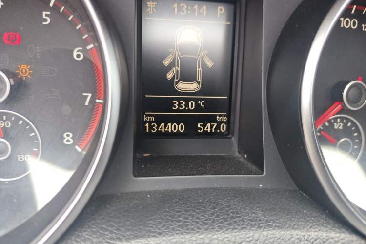 Used Volkswagen Golf GTI 2012 2.0 TSI GTI Odometer Close Up