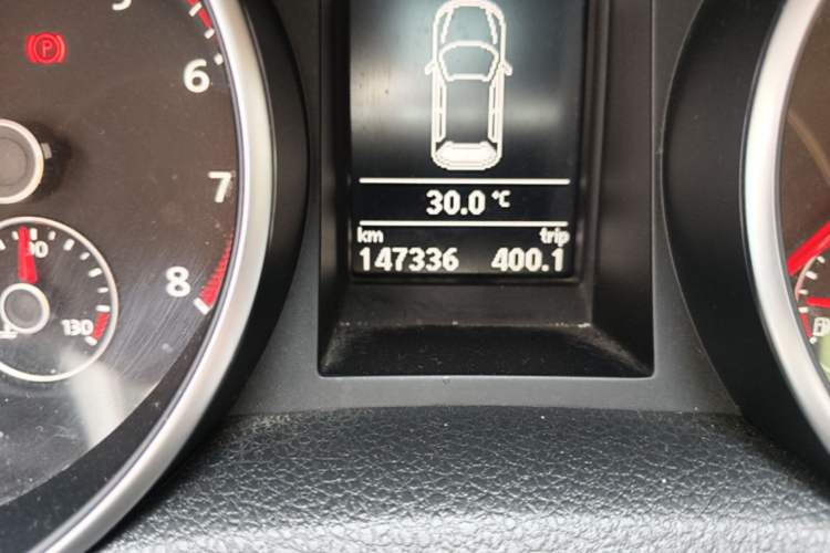 Used Volkswagen Golf GTI 2012 2.0 TSI GTI Odometer Close Up