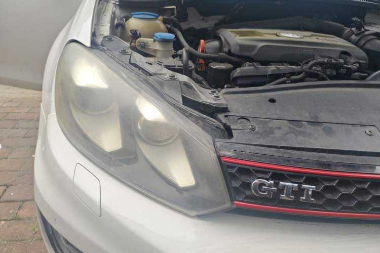 Used Volkswagen Golf GTI 2012 2.0 TSI GTI Right Front Headlight