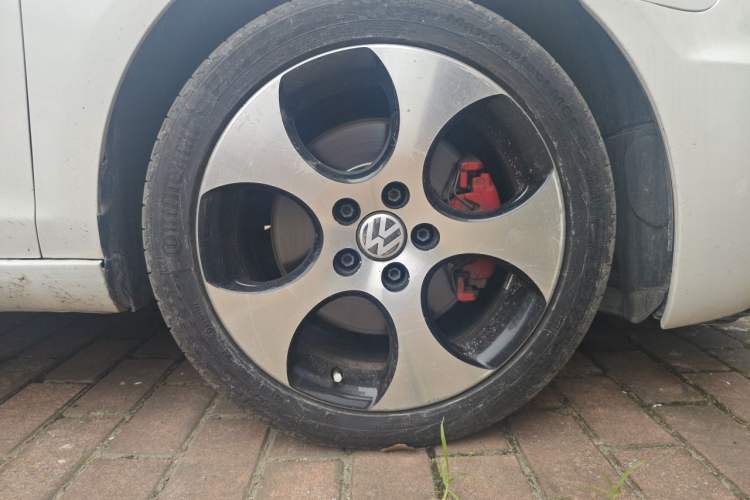 Used Volkswagen Golf GTI 2012 2.0 TSI GTI Right Front Wheel Hub