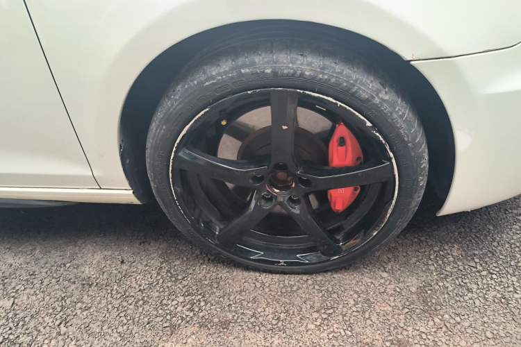 Used Volkswagen Golf GTI 2012 2.0 TSI GTI Right Front Wheel Hub