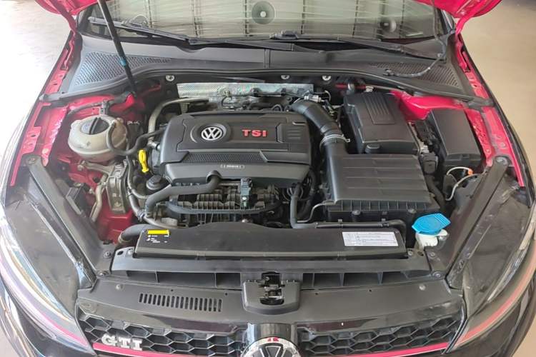 Used Volkswagen Golf GTI 2016 2.0 TSI GTI Engine Bay