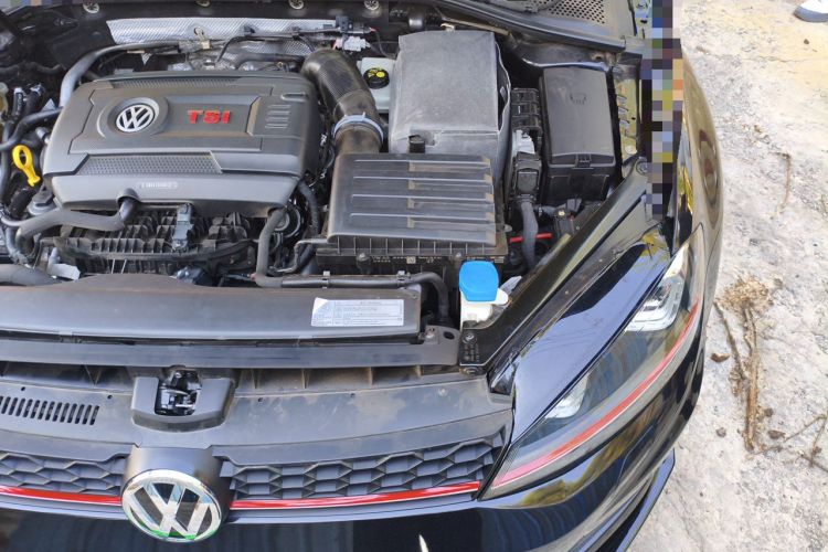 Used Volkswagen Golf GTI 2016 2.0 TSI GTI Engine Bay Left