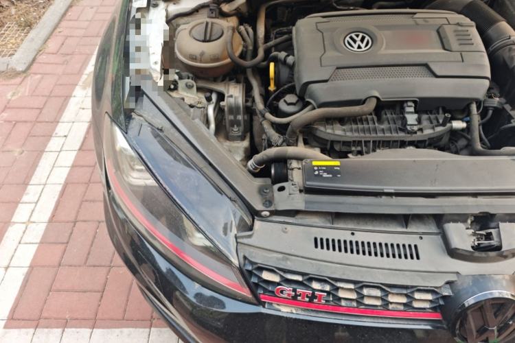 Used Volkswagen Golf GTI 2016 2.0 TSI GTI Engine Bay Right