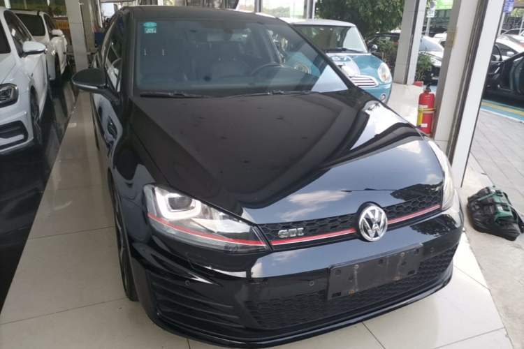 Used Volkswagen Golf GTI 2016 2.0 TSI GTI Exterior 1