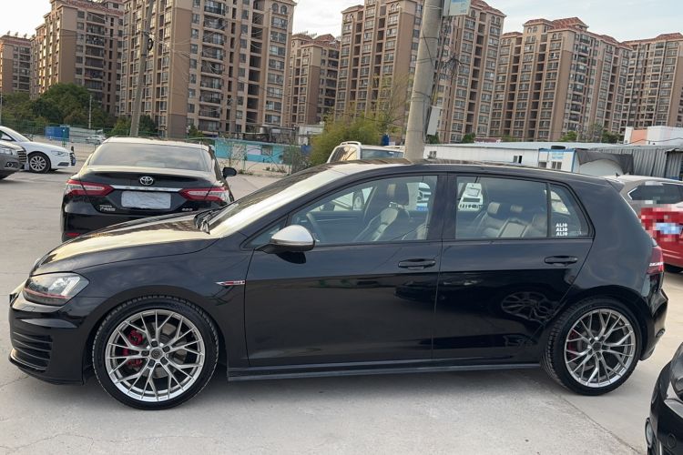 Used Volkswagen Golf GTI 2016 2.0 TSI GTI Exterior 1