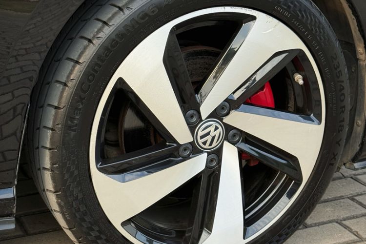 Used Volkswagen Golf GTI 2016 2.0 TSI GTI Exterior 4