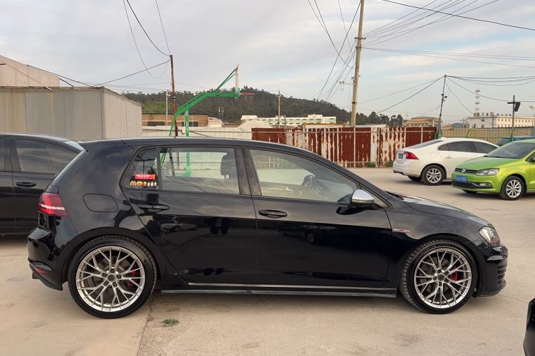 Used Volkswagen Golf GTI 2016 2.0 TSI GTI Exterior 4