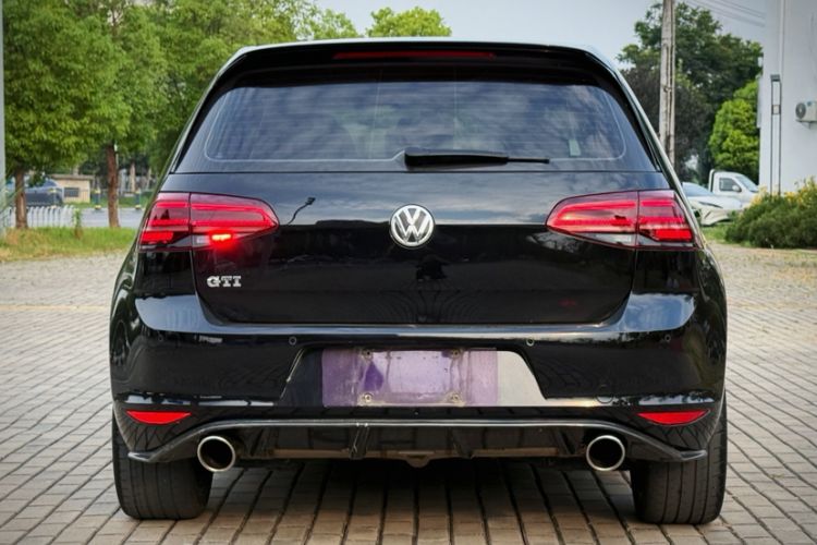 Used Volkswagen Golf GTI 2016 2.0 TSI GTI Exterior 7