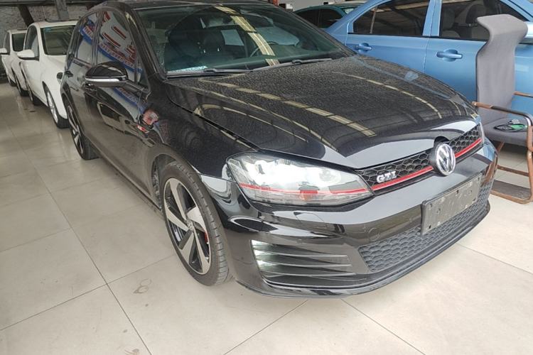 Used Volkswagen Golf GTI 2016 2.0 TSI GTI Front Right 45 Deg