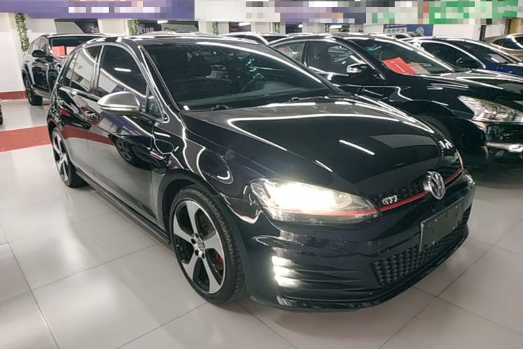 Used Volkswagen Golf GTI 2016 2.0 TSI GTI Front Right 45 Deg