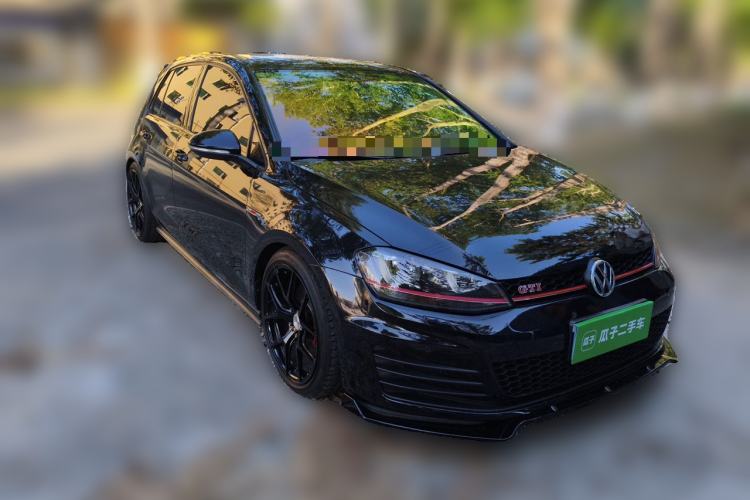 Used Volkswagen Golf GTI 2016 2.0 TSI GTI Front Right 45 Deg