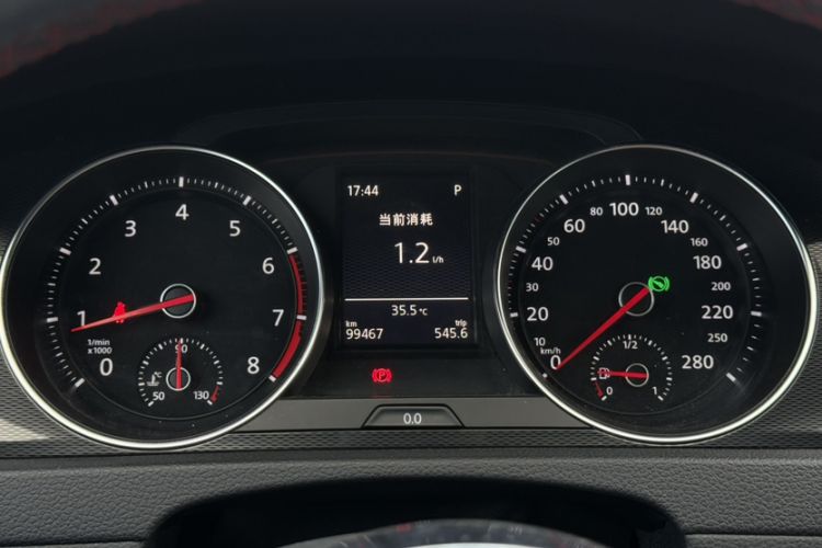 Used Volkswagen Golf GTI 2016 2.0 TSI GTI Interior 1