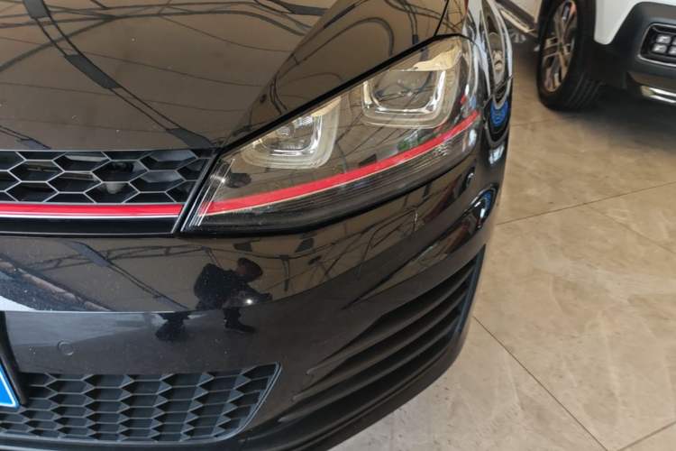Used Volkswagen Golf GTI 2016 2.0 TSI GTI Left Front Headlight