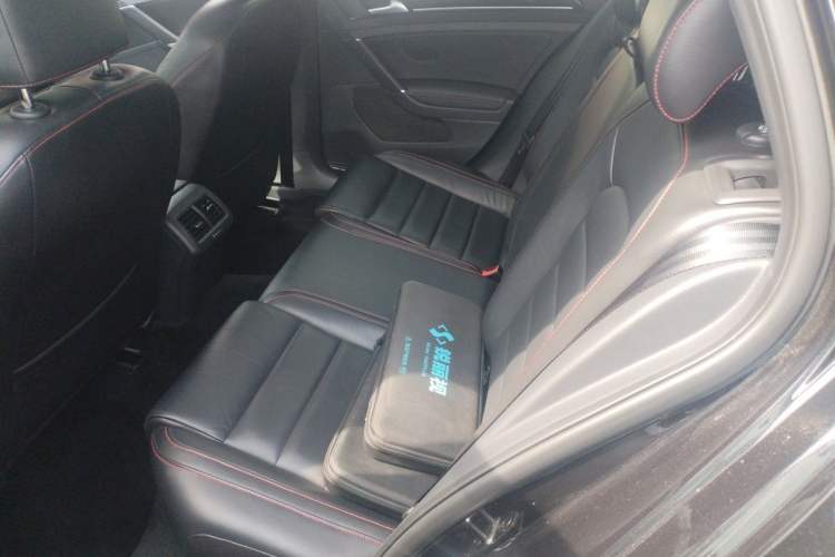 Used Volkswagen Golf GTI 2016 2.0 TSI GTI Left Rear Seat