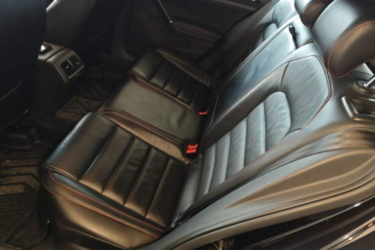 Used Volkswagen Golf GTI 2016 2.0 TSI GTI Left Rear Seat