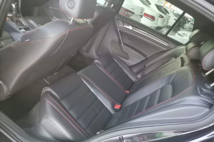 Used Volkswagen Golf GTI 2016 2.0 TSI GTI Left Rear Seat