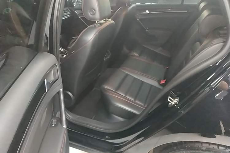 Used Volkswagen Golf GTI 2016 2.0 TSI GTI Left Rear Seat