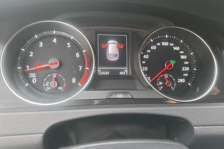 Used Volkswagen Golf GTI 2016 2.0 TSI GTI Odometer Close Up