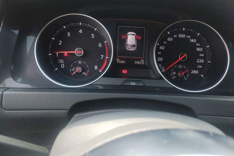 Used Volkswagen Golf GTI 2016 2.0 TSI GTI Odometer Close Up