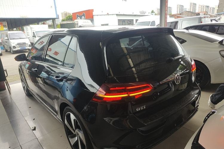 Used Volkswagen Golf GTI 2016 2.0 TSI GTI Rear Left 45 Deg