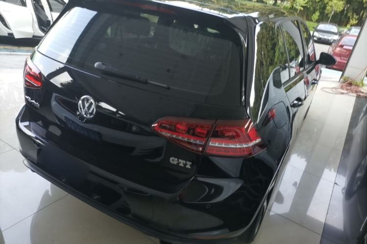 Used Volkswagen Golf GTI 2016 2.0 TSI GTI Rear Right 45 Deg