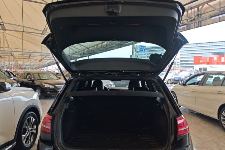 Used Volkswagen Golf GTI 2016 2.0 TSI GTI Trunk