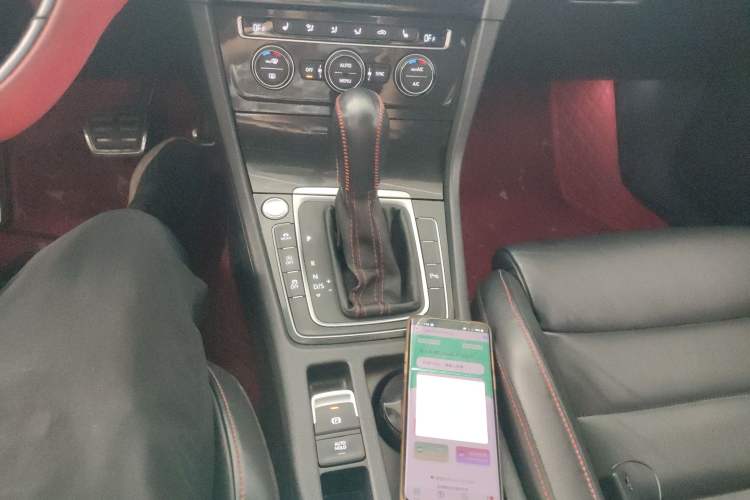 Used Volkswagen Golf GTI 2016 2.0 TSI GTI Gear Lever