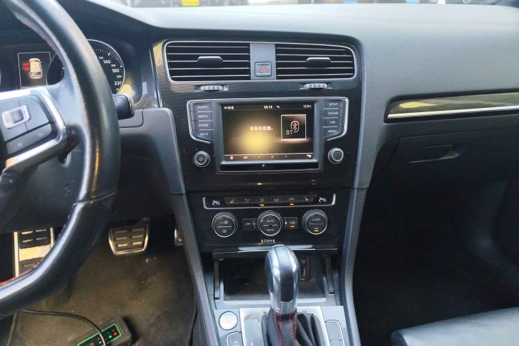 Used Volkswagen Golf GTI 2016 2.0 TSI GTI Audio And AC Panel