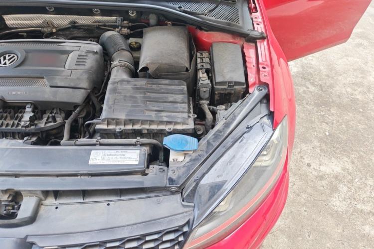 Used Volkswagen Golf GTI 2016 2.0 TSI GTI Engine Bay Left