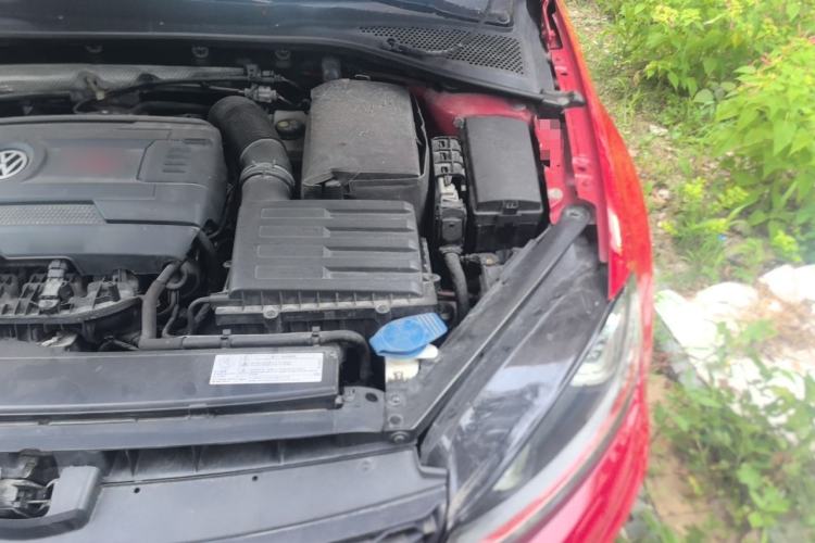 Used Volkswagen Golf GTI 2016 2.0 TSI GTI Engine Bay Left