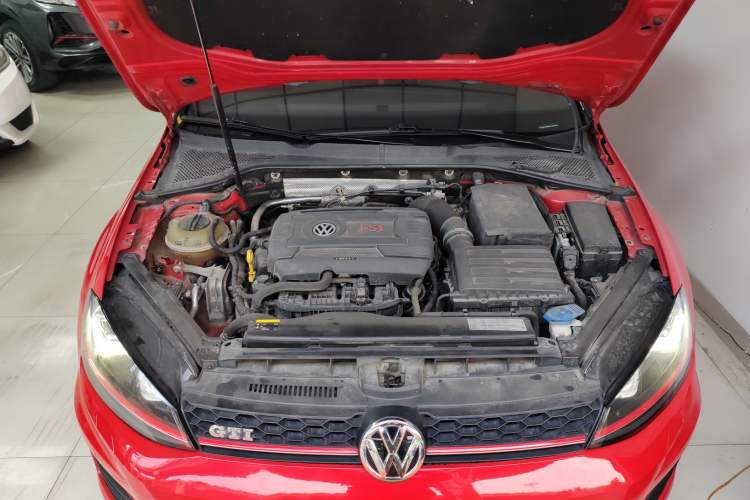 Used Volkswagen Golf GTI 2016 2.0 TSI GTI Engine Bay