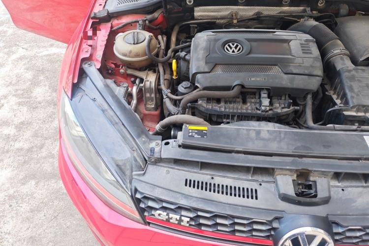 Used Volkswagen Golf GTI 2016 2.0 TSI GTI Engine Bay Right
