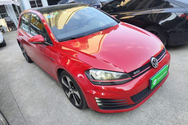 Used Volkswagen Golf GTI 2016 2.0 TSI GTI Exterior 2