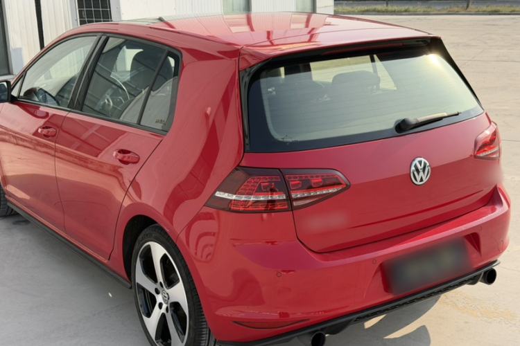 Used Volkswagen Golf GTI 2016 2.0 TSI GTI Exterior 3