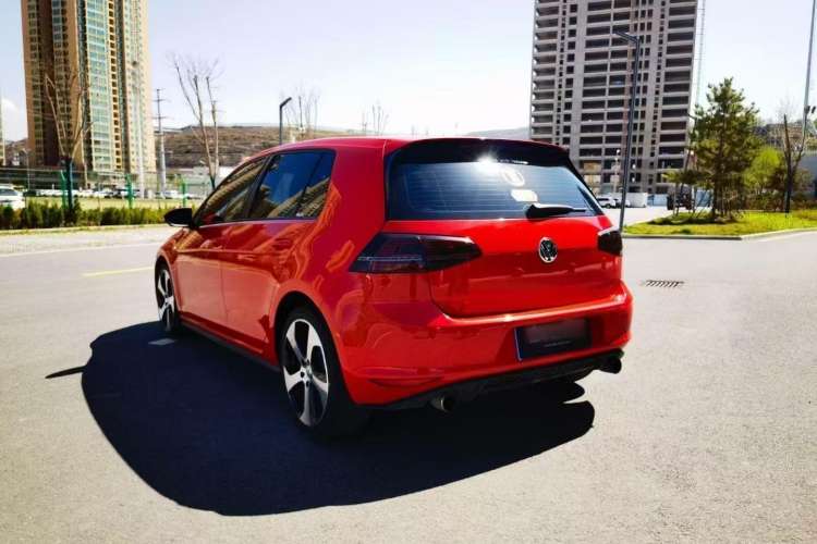Used Volkswagen Golf GTI 2016 2.0 TSI GTI Exterior 3