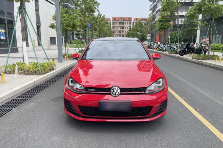 Used Volkswagen Golf GTI 2016 2.0 TSI GTI Exterior 3