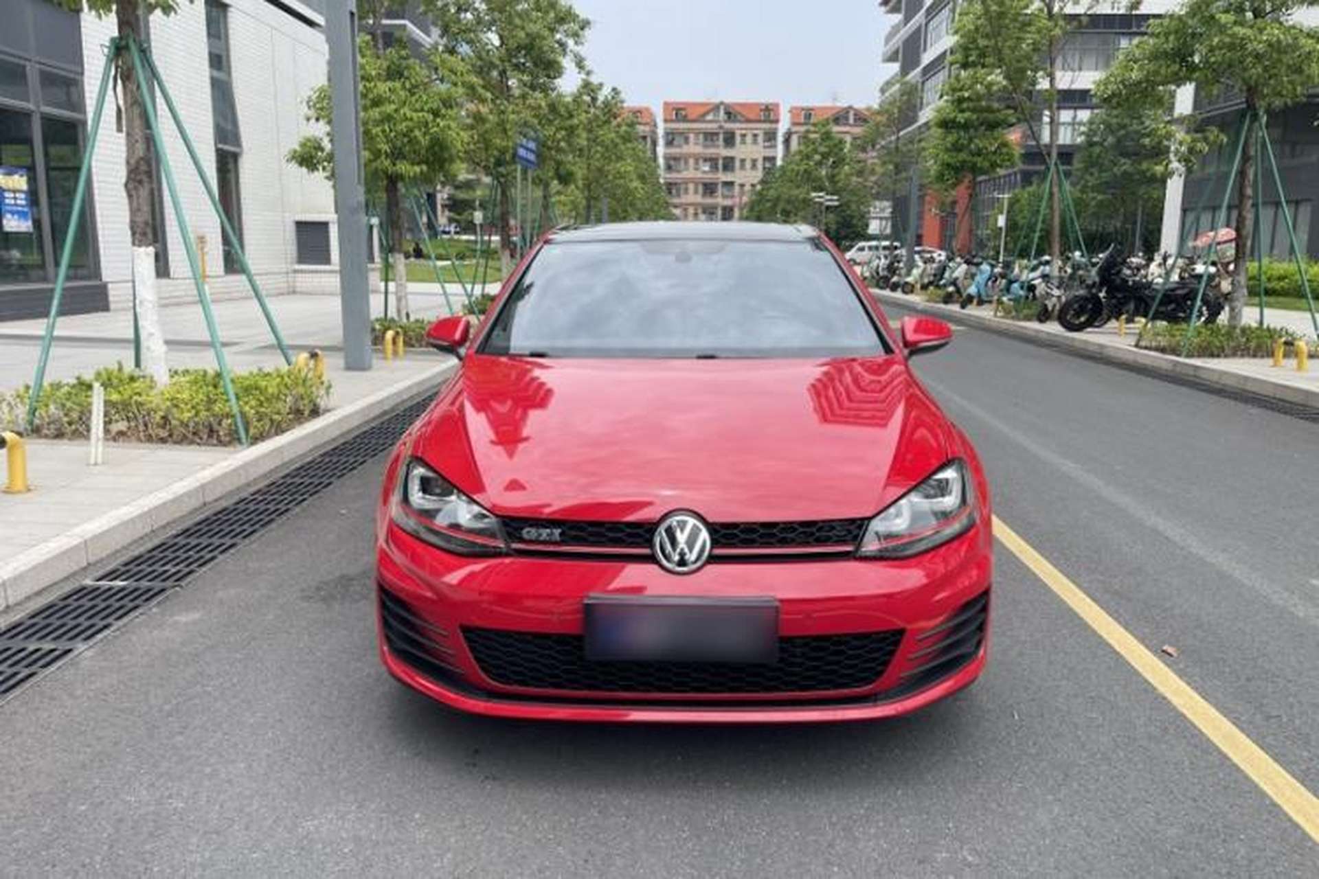 Used Volkswagen Golf GTI 2016 2.0 TSI GTI Exterior 3