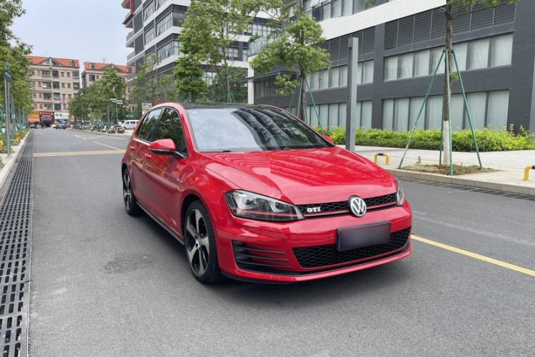 Used Volkswagen Golf GTI 2016 2.0 TSI GTI Exterior 6